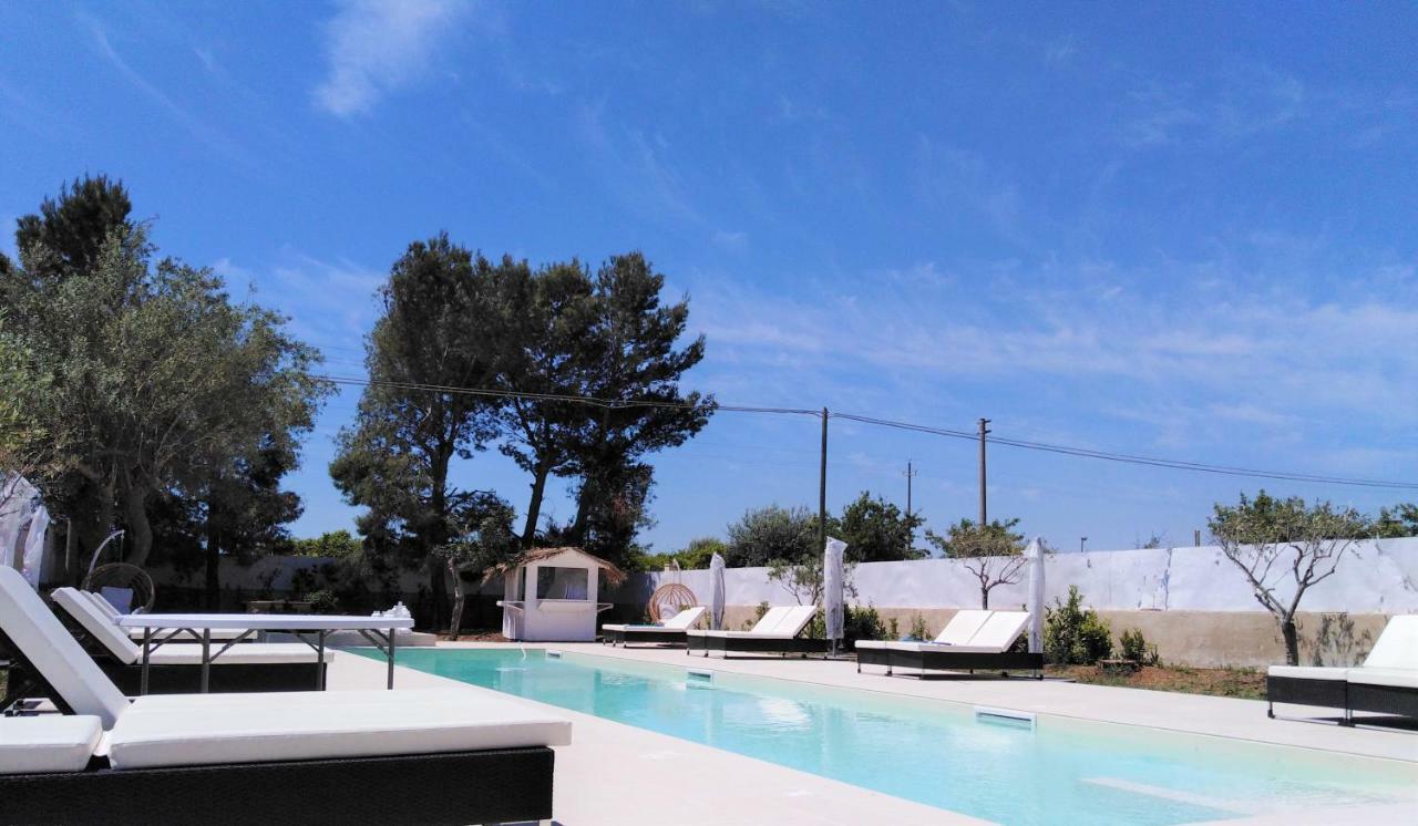 Hotel Residence Noto Marina Екстер'єр фото