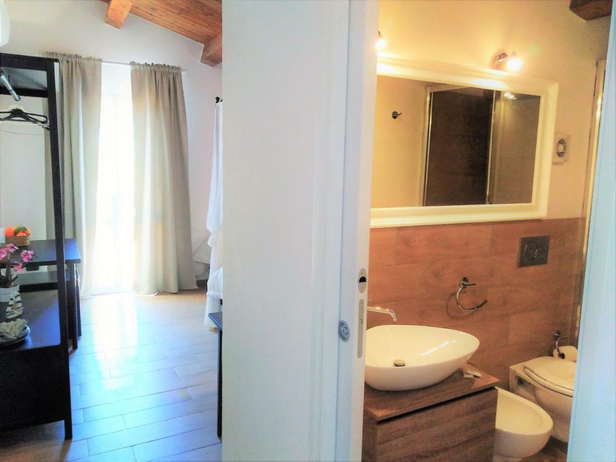 Hotel Residence Noto Marina Екстер'єр фото