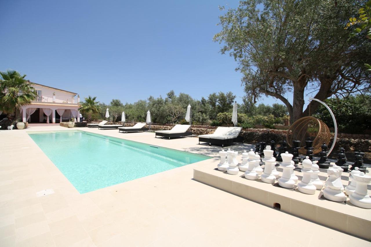 Hotel Residence Noto Marina Екстер'єр фото
